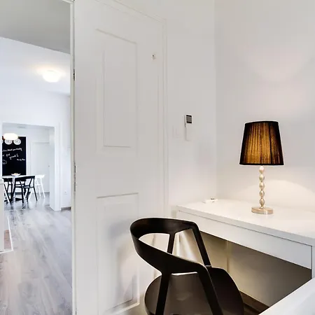 Arta Vela - Old Town Centre * Zadar