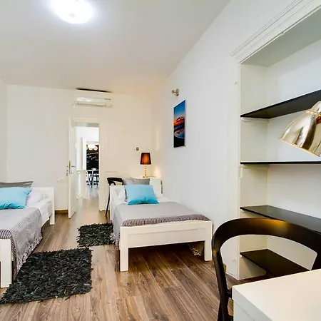 Arta Vela - Old Town Centre * Zadar