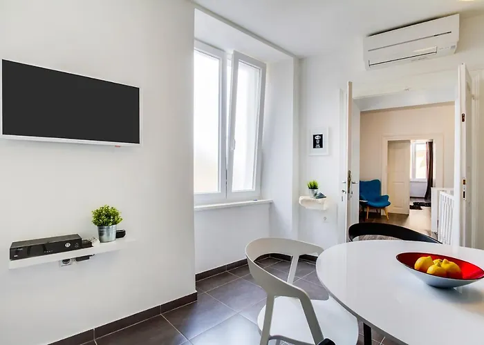 Arta Vela - Old Town Centre 公寓 *